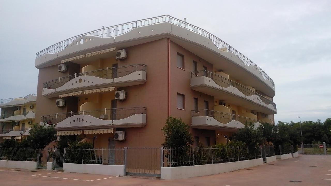 Residence Albadorata Campomarino Luaran gambar